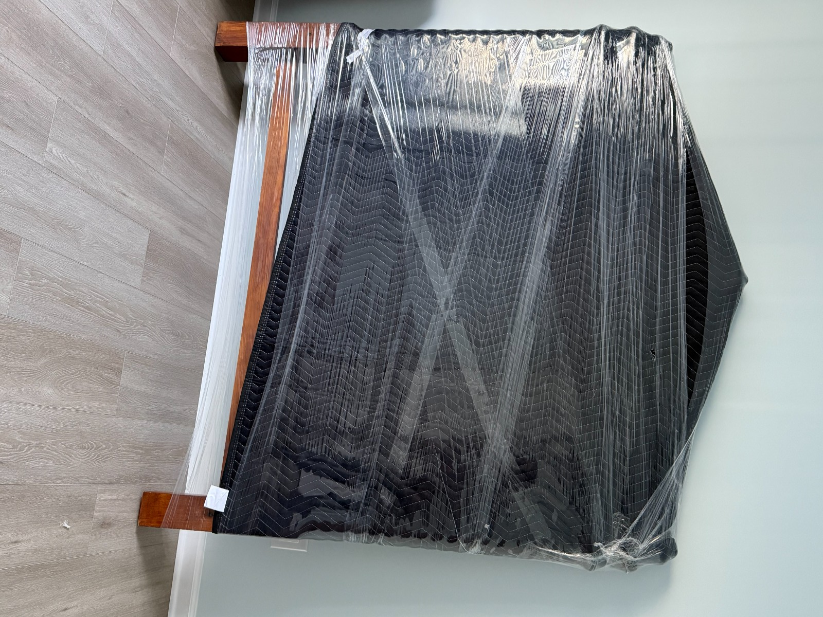 红双喜专业搬家团队，正规政府注册，百万商业全险！全五星好评！靠谱！