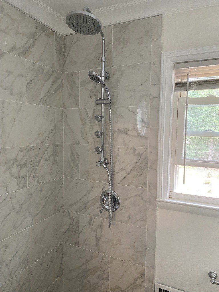 法拉盛吉祥装修公司：室内外装修，店铺装修，指甲店-按摩店装修，做工精致，20多年装修经验，执照保险