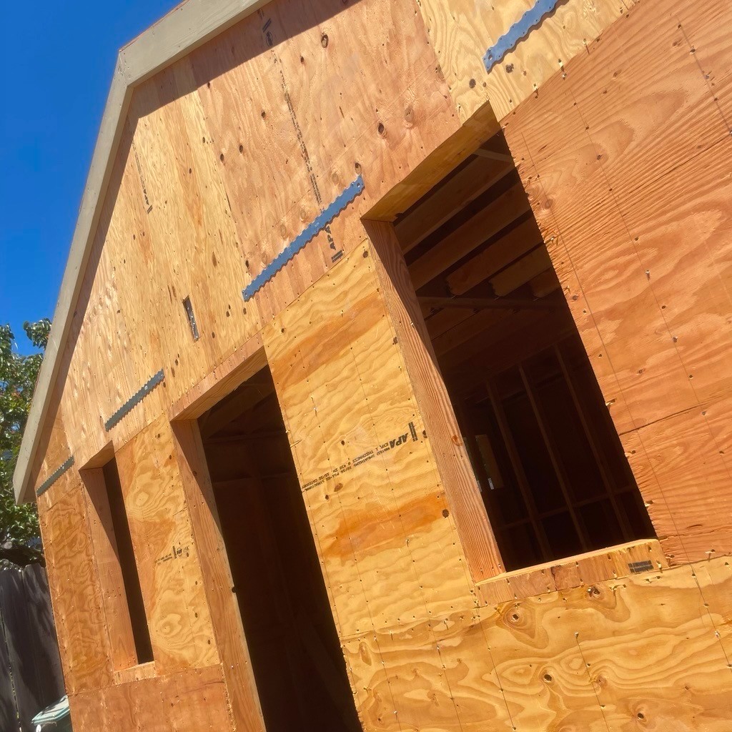 鸿基窗户安装服务　高质量安装换新门窗，保温窗，安装节能隔音窗户　免费估价