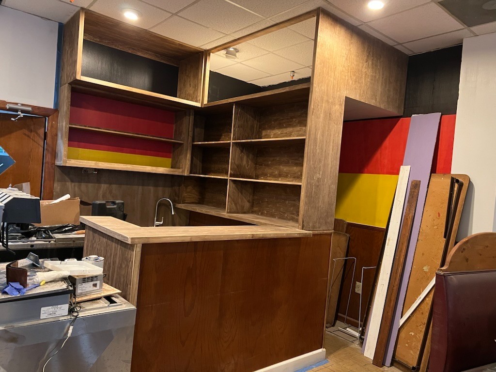 专业新泽西恩典装修公司，精细木工，现场制作橱柜，厨浴装修，大理石瓷砖地板，多工种齐全