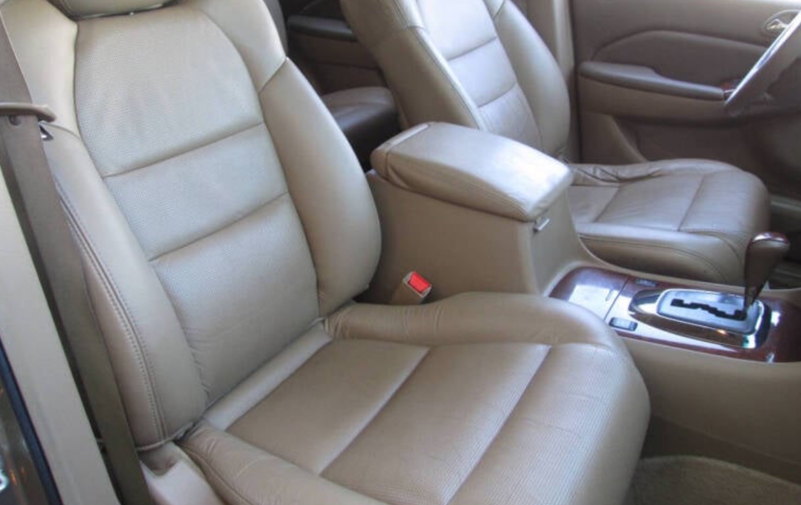 2005 Acura MDX Touring AWD 售价$6995