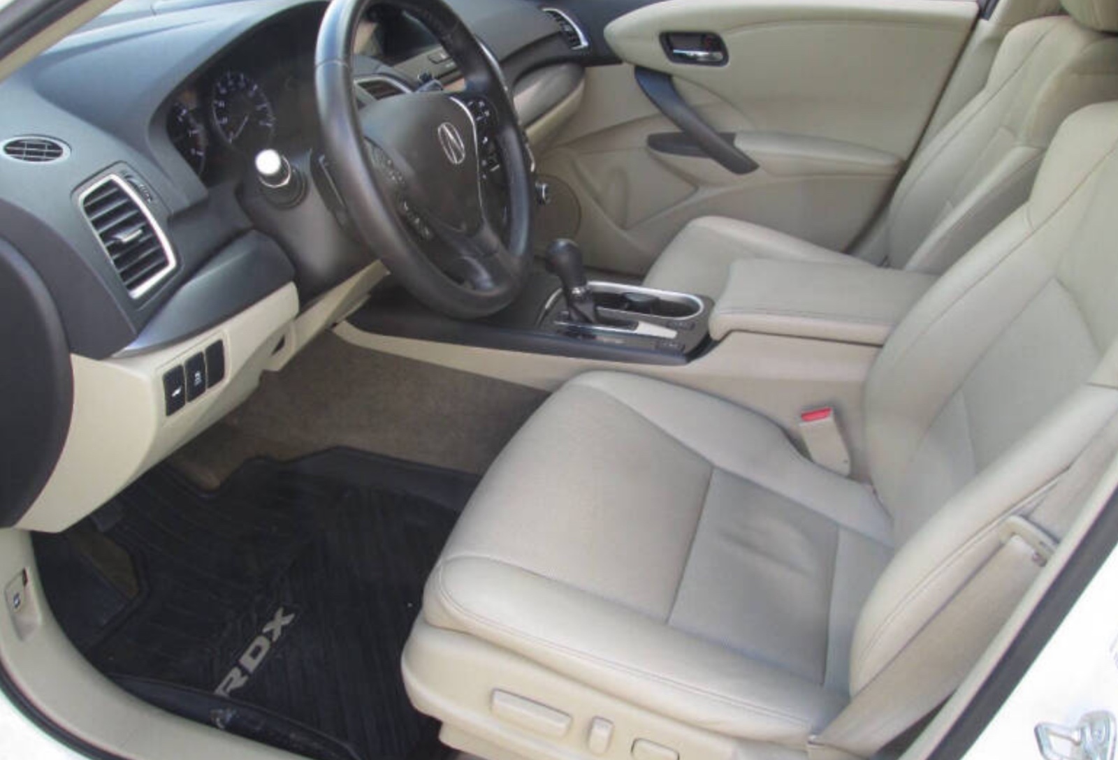 2016 Acura RDX AWD 讴歌五座SUV、售价$17995