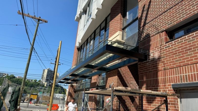 店铺前门窗 金宝铝门窗工厂产品-图3