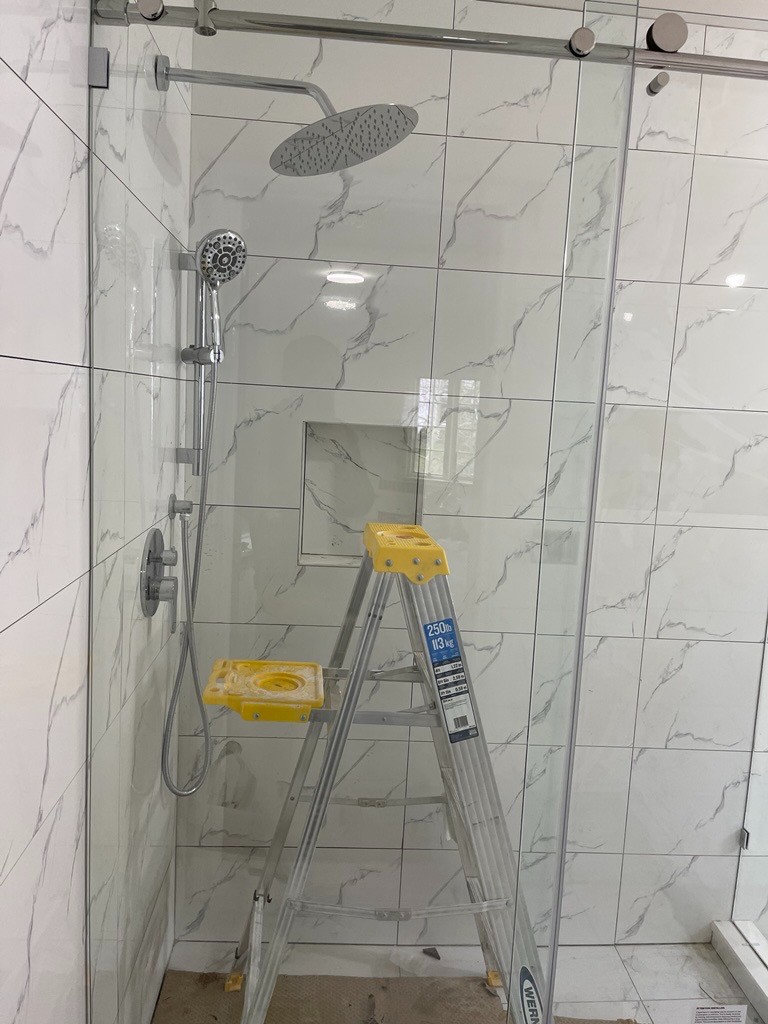 纽约史泰登岛建筑装修推荐吉祥装修公司，20余年纽约建筑装修经验，品质装修施工，住宅和商铺装修 免费估价