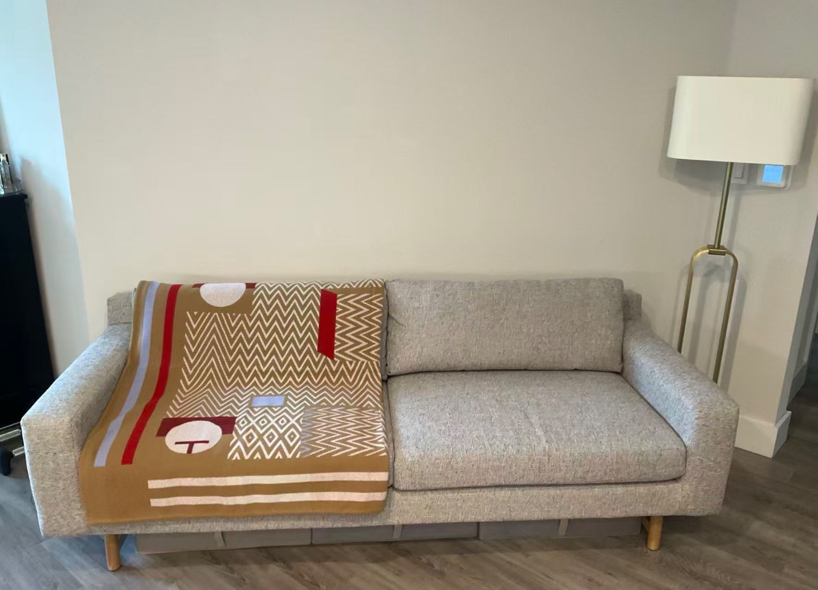 West Elm 沙发$700 出闲置